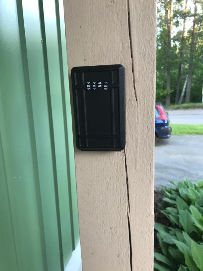 Tyylikaes Rivitaloasunto Lohjalla Bagian luar foto