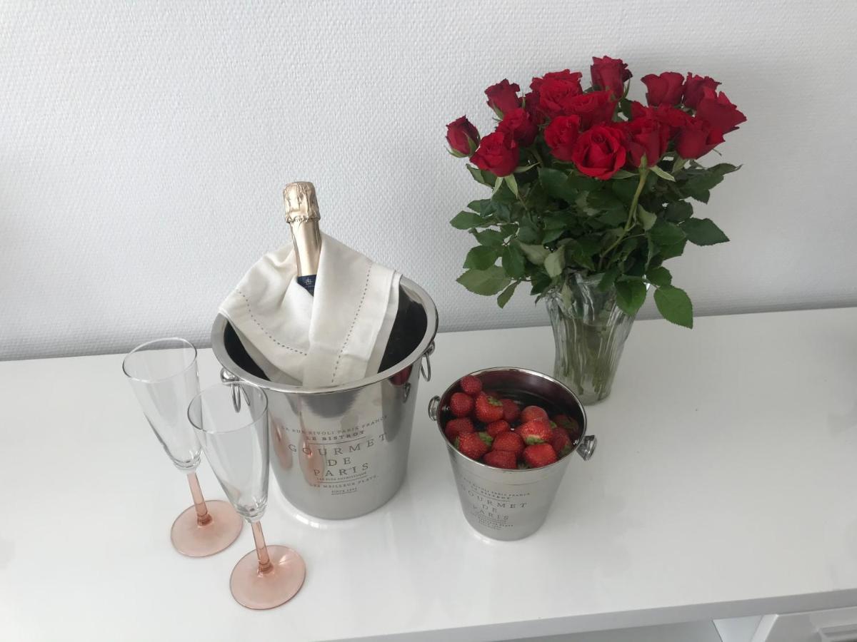 Tyylikaes Rivitaloasunto Lohjalla Bagian luar foto
