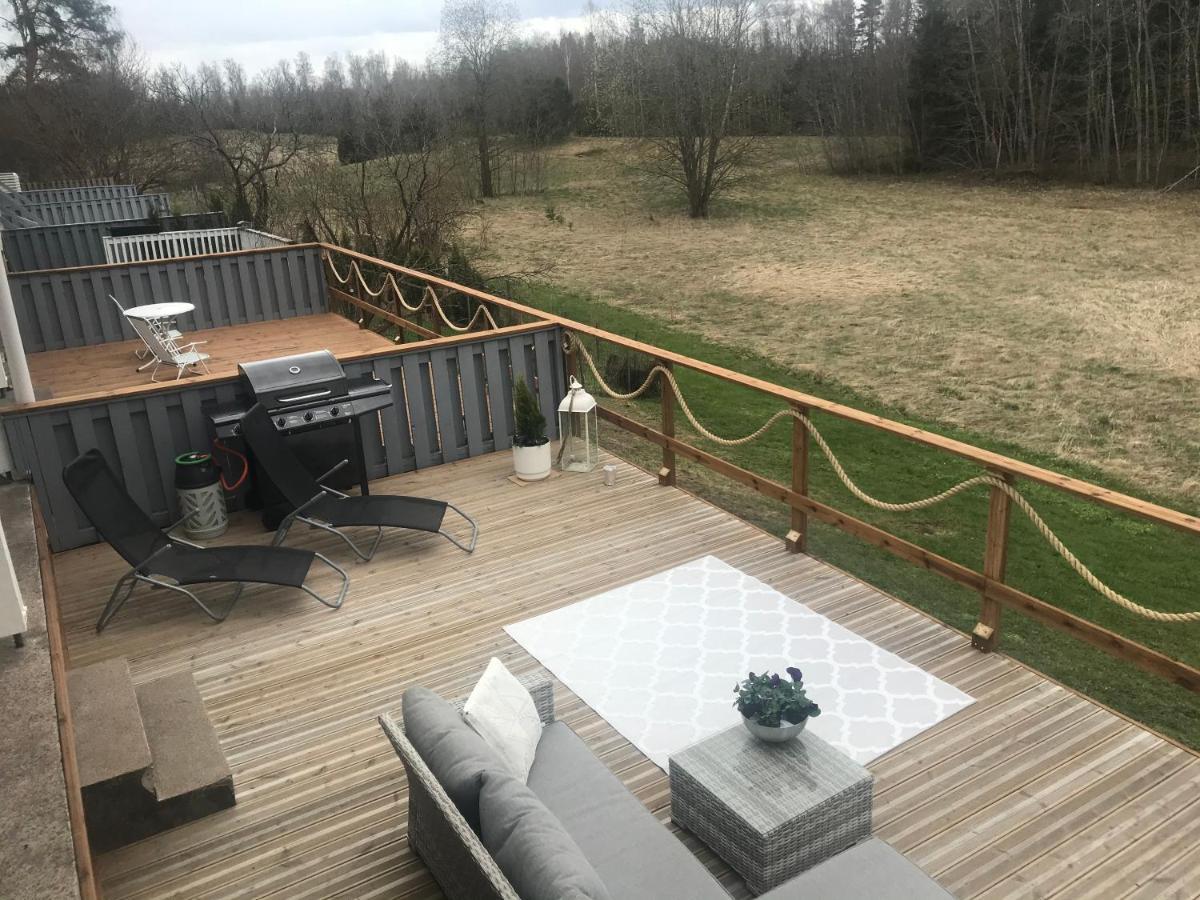 Tyylikaes Rivitaloasunto Lohjalla Bagian luar foto